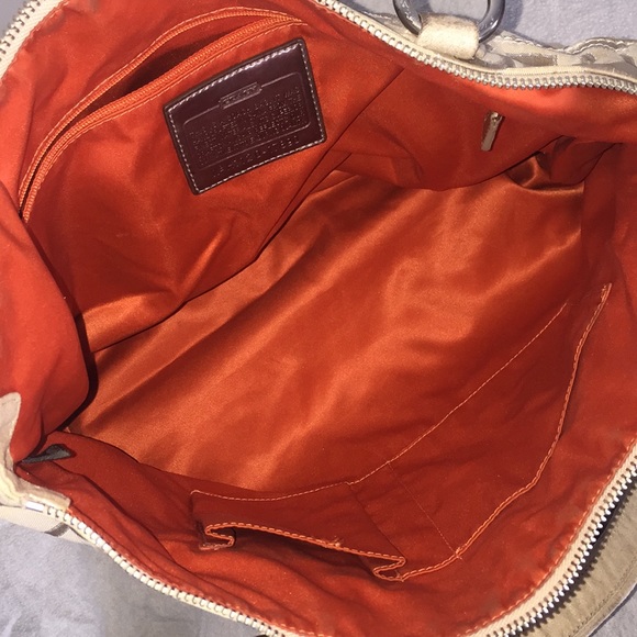 Coach purse - Picture 2 of 2